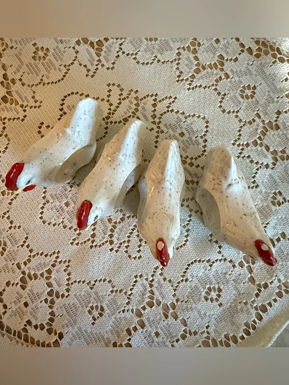 Vintage Set of 4 Speckled Ceramic Rooster Napkin Ring Holders